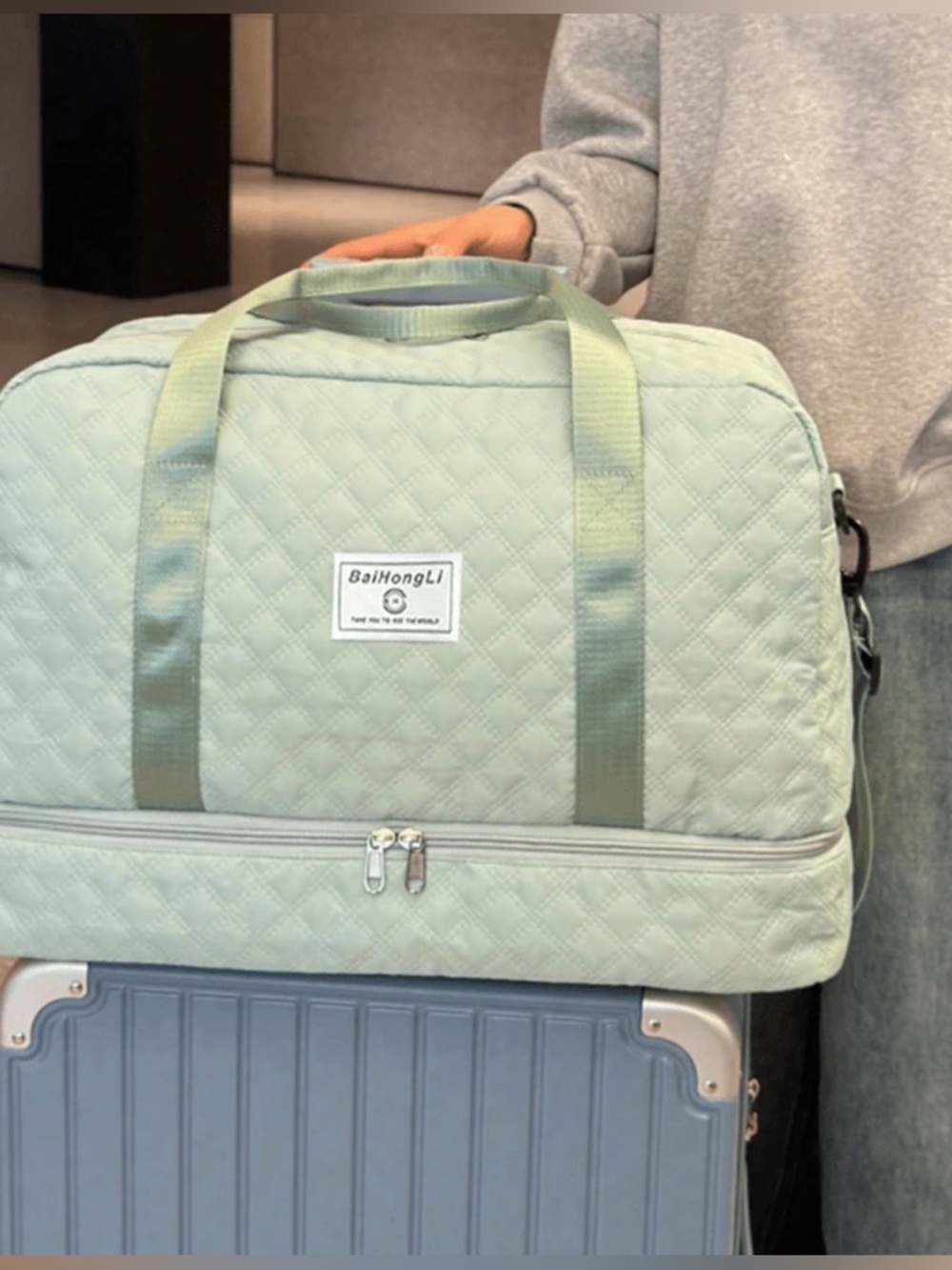 BaiHongLi Quilted Travel Duffel Bag in Mint Green
